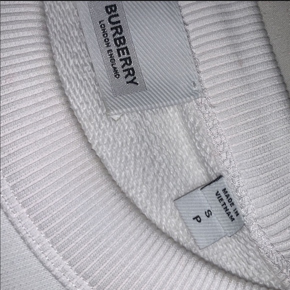 Burberry Sweater - Picture 4 of 4